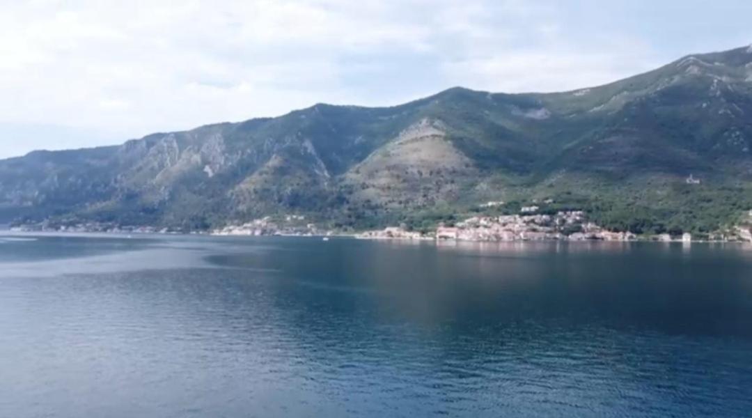 Apartment Jovan2,On The Beach With Free Wi-Fi Kotor Extérieur photo