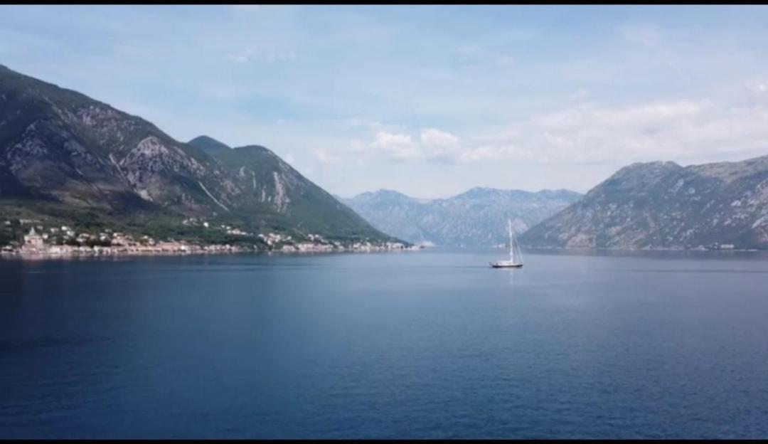 Apartment Jovan2,On The Beach With Free Wi-Fi Kotor Extérieur photo